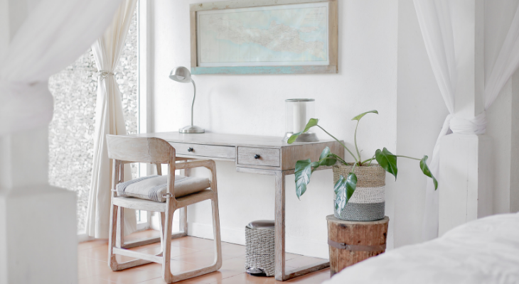 make a small room feel bigger